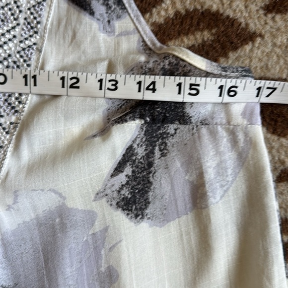 Umgee Tiered Embroidered front floral Midi Dress Womens M Floral cross over back - Picture 11 of 11